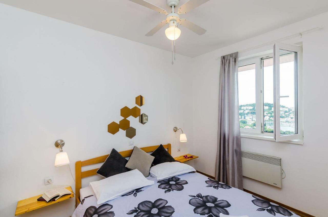 Apartment Sofia ดูบรอฟนิก ภายนอก รูปภาพ