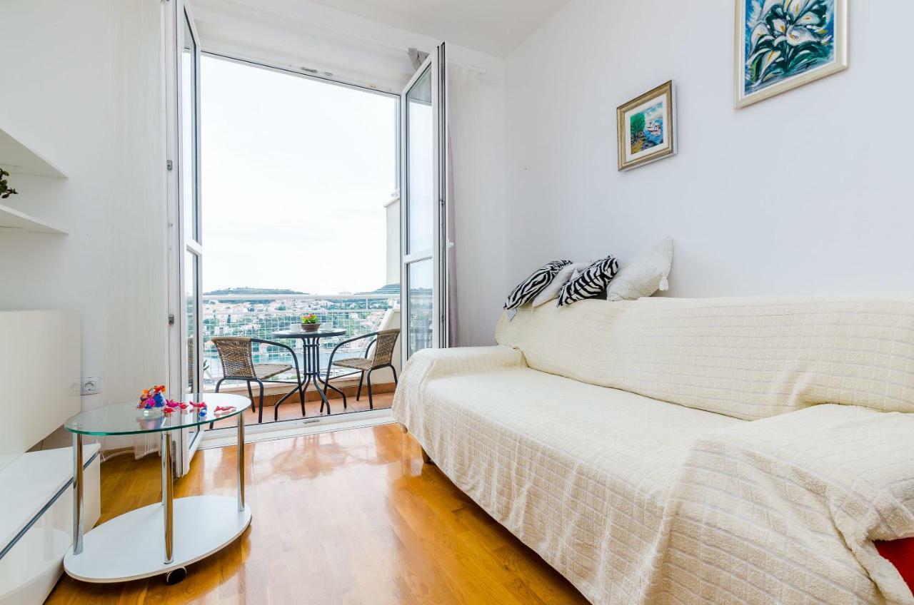 Apartment Sofia ดูบรอฟนิก ภายนอก รูปภาพ