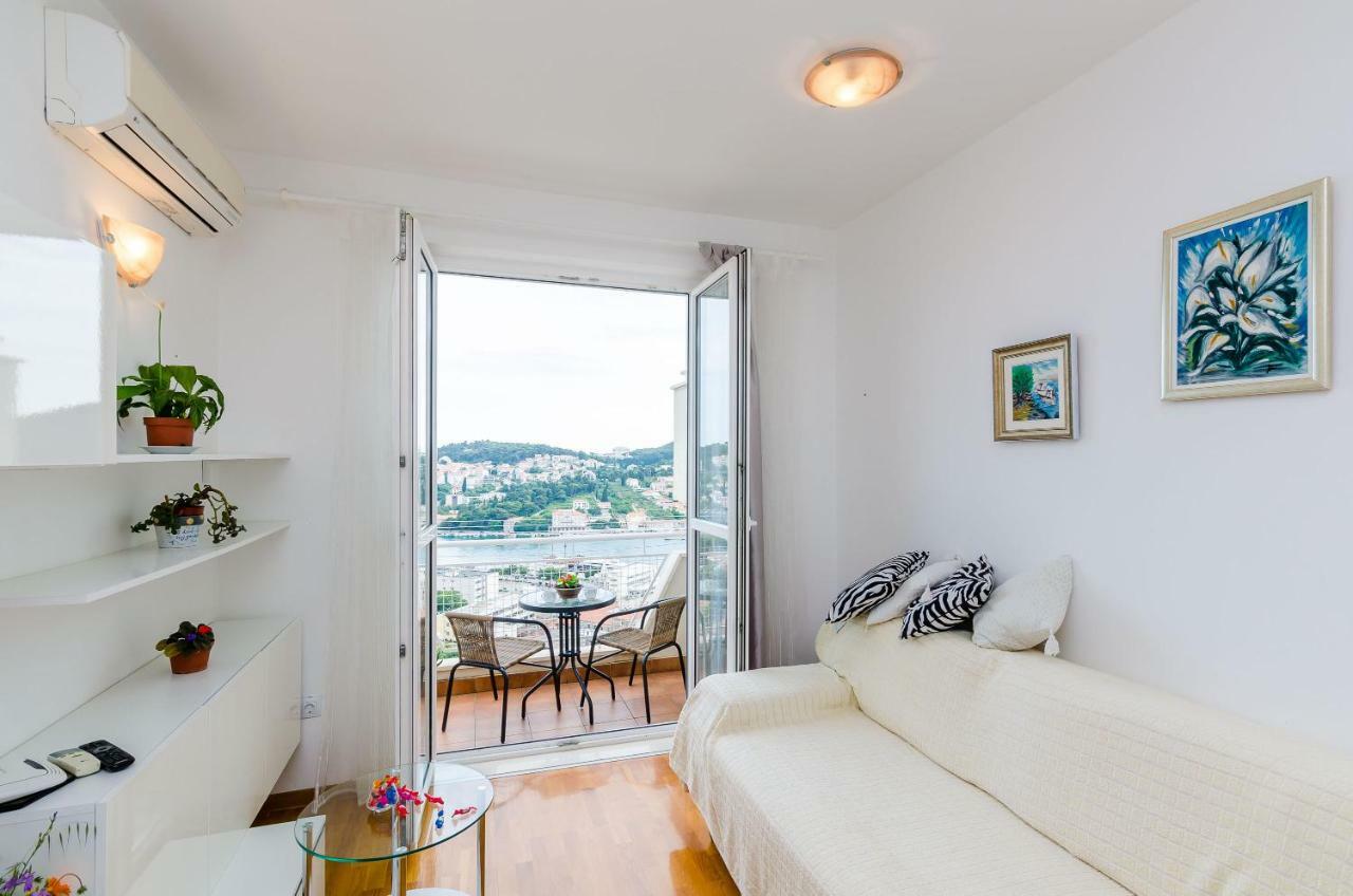 Apartment Sofia ดูบรอฟนิก ภายนอก รูปภาพ