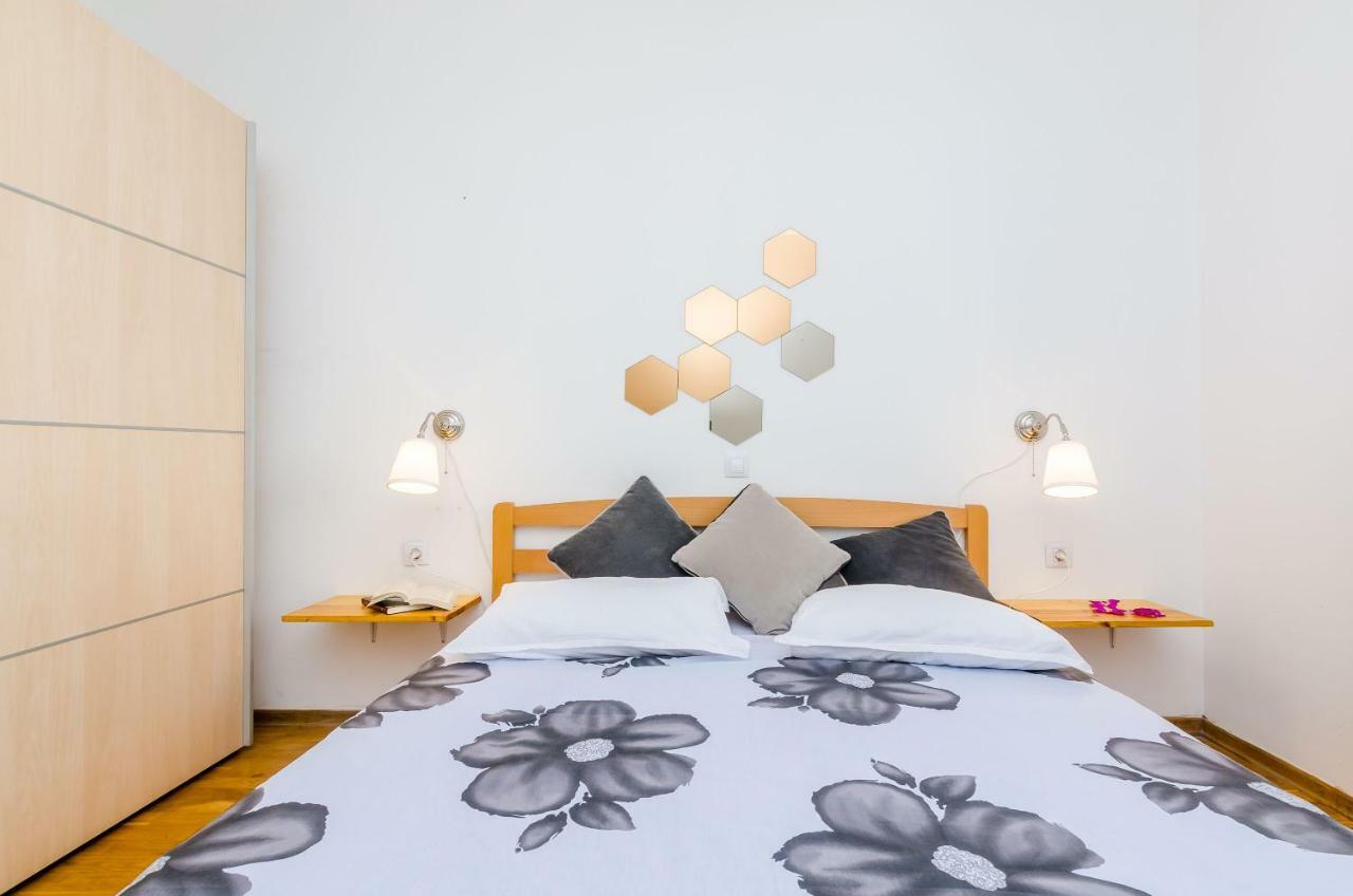 Apartment Sofia ดูบรอฟนิก ภายนอก รูปภาพ