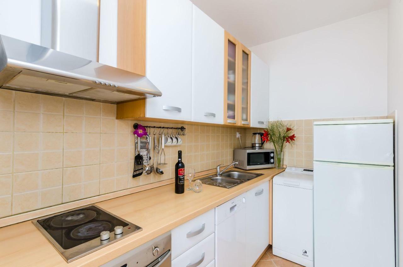 Apartment Sofia ดูบรอฟนิก ภายนอก รูปภาพ