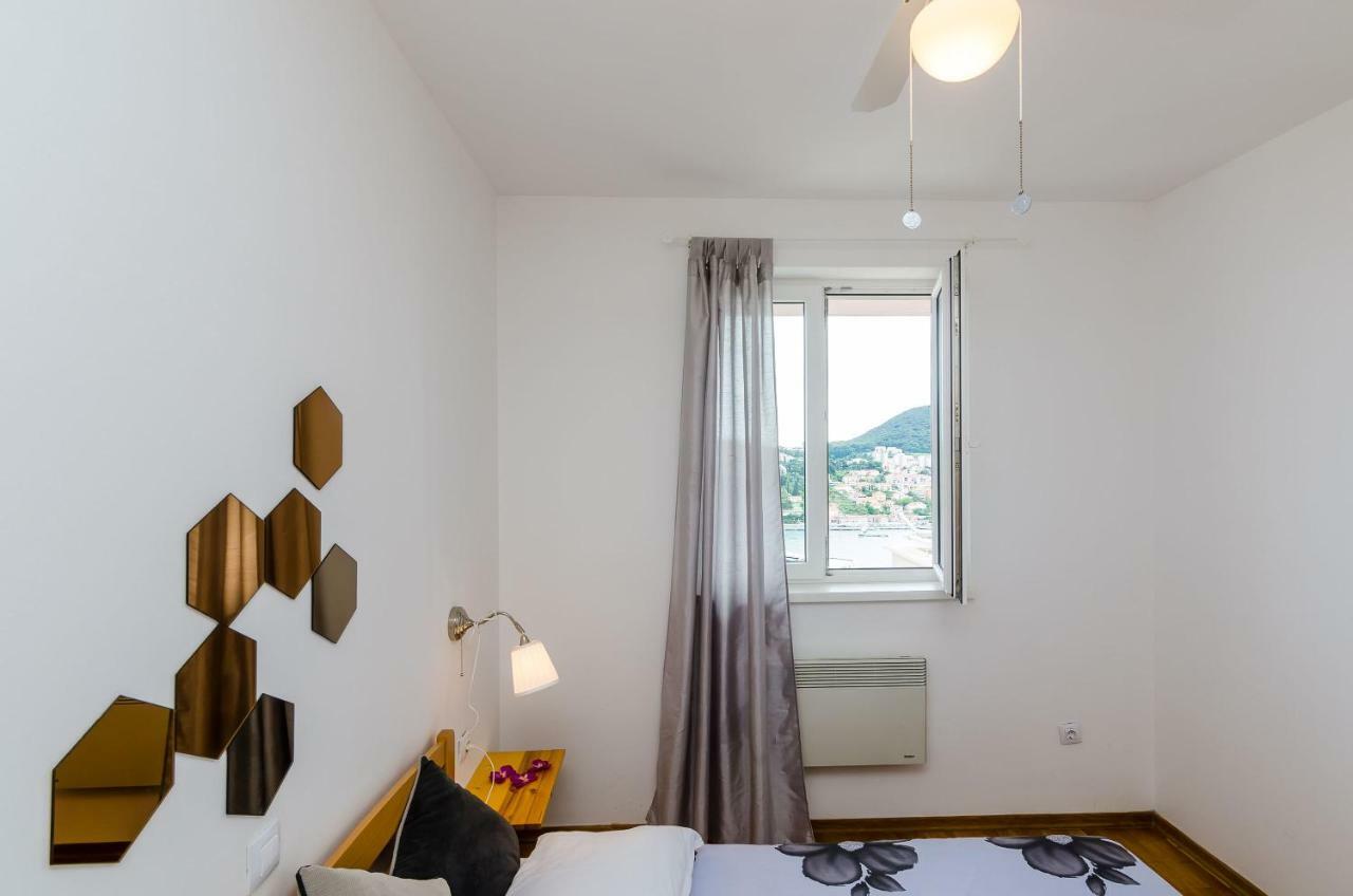 Apartment Sofia ดูบรอฟนิก ภายนอก รูปภาพ