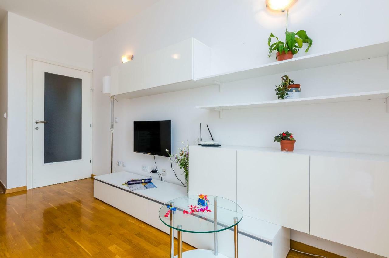 Apartment Sofia ดูบรอฟนิก ภายนอก รูปภาพ