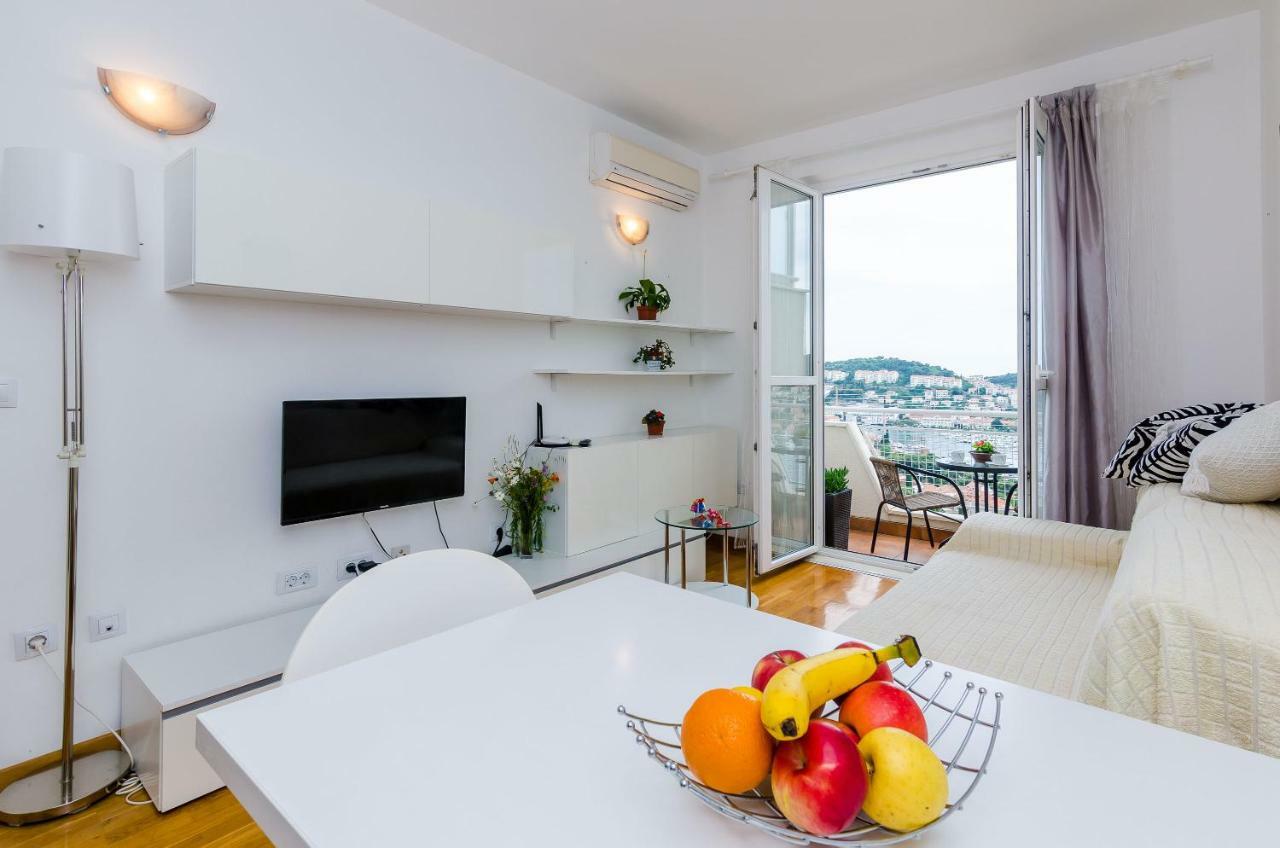 Apartment Sofia ดูบรอฟนิก ภายนอก รูปภาพ