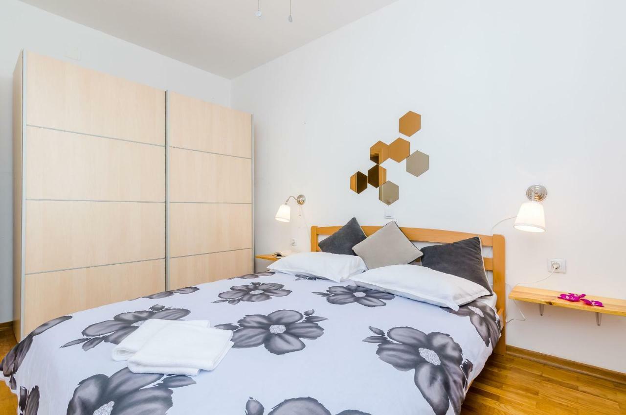 Apartment Sofia ดูบรอฟนิก ภายนอก รูปภาพ